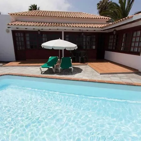 With Private Pool Near The Beach Villa Caleta De Fuste