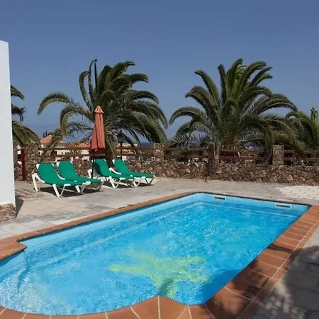 Villa With Private Pool Near The Beach Caleta De Fuste