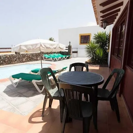 Villa With Private Pool Near The Beach *