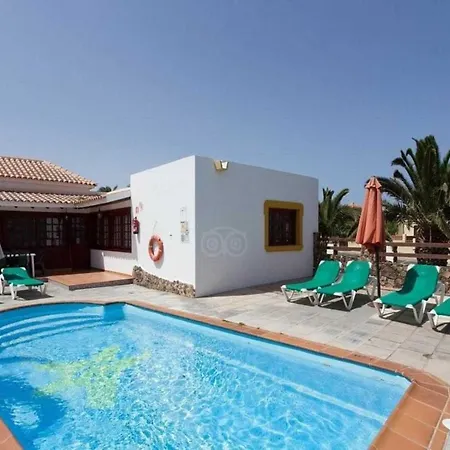 Villa With Private Pool Near The Beach Caleta De Fuste